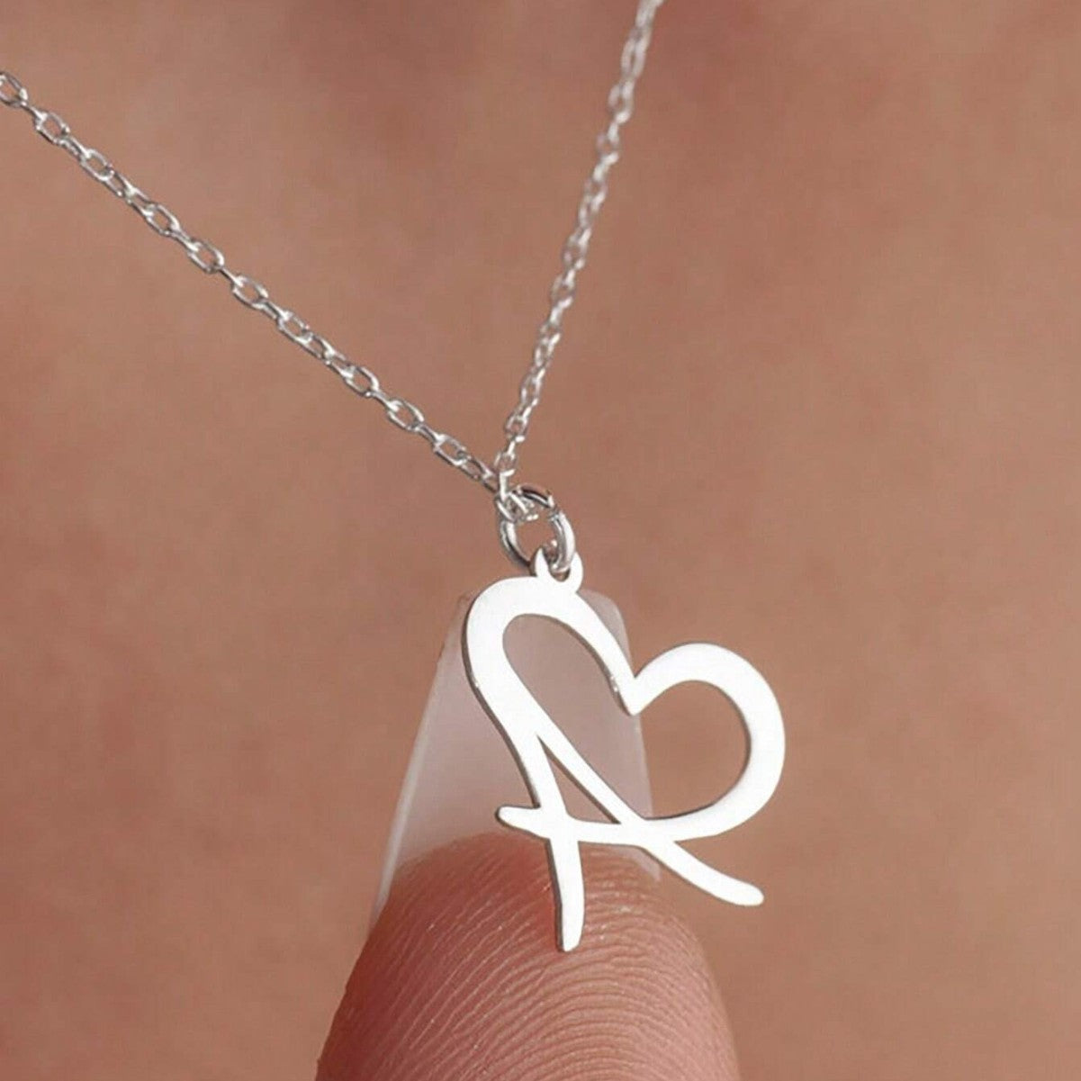 Minimalist Personalized Stainless Steel Gold-Plated Heart And Letter Necklace