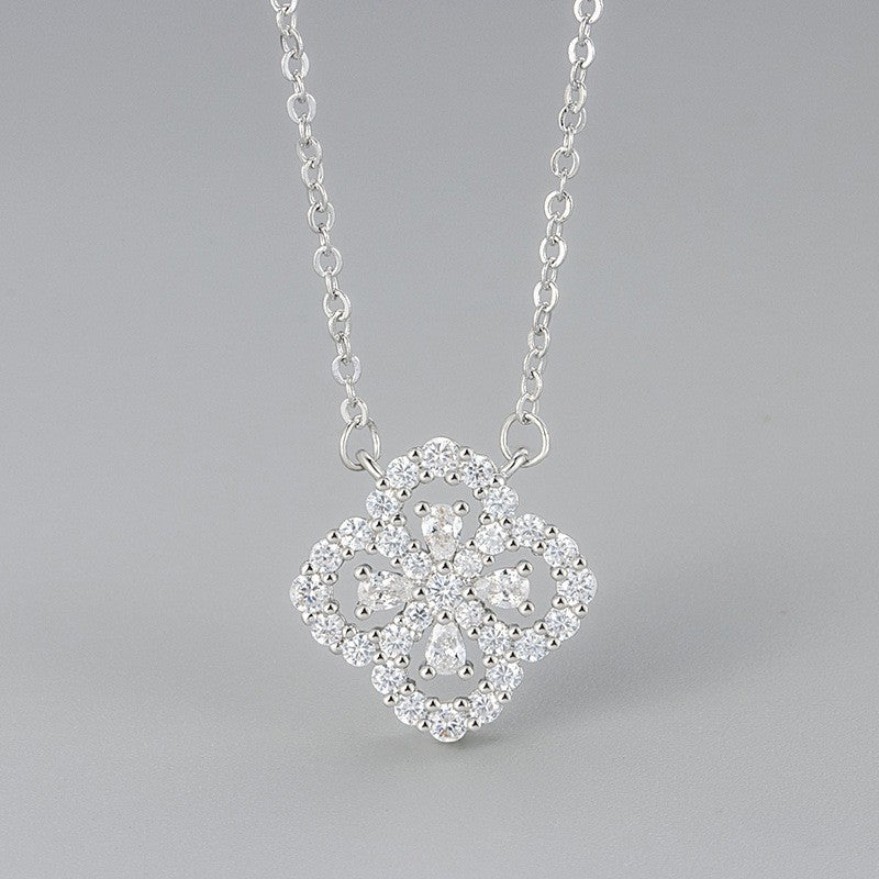 Sparkling Diamond Four-Leaf Clover Pendant Necklace